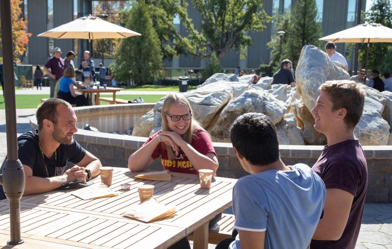 SLAC employees in the quad.