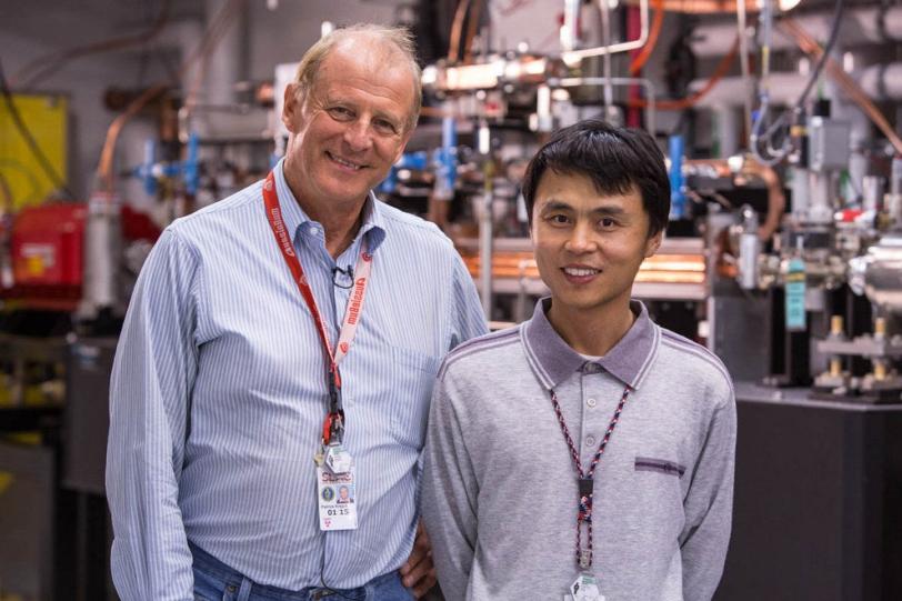 Patrick Krejcik and Yuantao Ding, a staff scientist and lead researcher on the XTCAV project