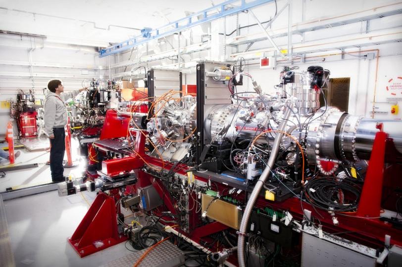 Photo - Coherent X-ray Imaging (CXI) experimental station at SLAC's Linac Coherent Light Source X-ray laser. (SLAC Multimedia Communications)